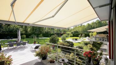 Markisen Lübeck, Gardinen, Jalousien, Rollos, Plissees, Velux, Fenster, Sonnenschutz, Beschattung, Preis, günstig, gut, Sonne, Lübeck, Luebeck, Helmbold, Rollladen Lübeck, Jalousetten Lübeck, Gardinen Lübeck, Polsterarbeiten Lübeck, Teppich Lübeck, Wintergartenbeschattung Lübeck
