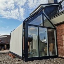Markisen Lübeck, Gardinen, Jalousien, Rollos, Plissees, Velux, Fenster, Sonnenschutz, Beschattung, Preis, günstig, gut, Sonne, Lübeck, Luebeck, Helmbold, Rollladen Lübeck, Jalousetten Lübeck, Gardinen Lübeck, Polsterarbeiten Lübeck, Teppich Lübeck, Wintergartenbeschattung Lübeck, Sommemschutz, Markisen, errassenüberdachungen, Glasoasen, Rollläden, Pergolamarkisen